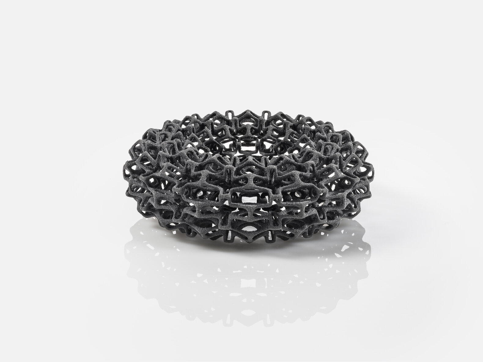Freedom of design in 3D printing combined with the unique properties of carbon